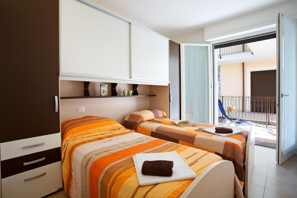 4 Village Centre Lenno Homes With Pool-By Italian Apartments Habitación foto