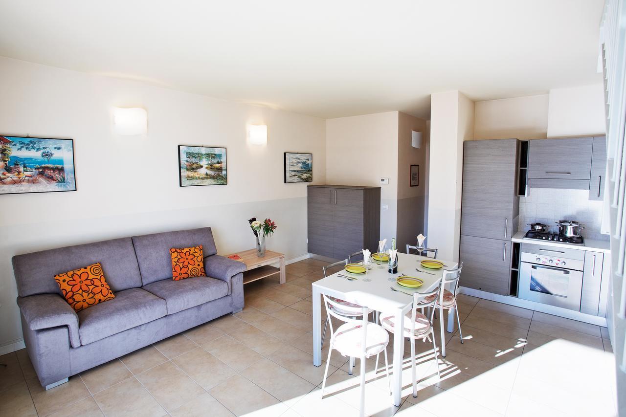 4 Village Centre Lenno Homes With Pool-By Italian Apartments Exterior foto